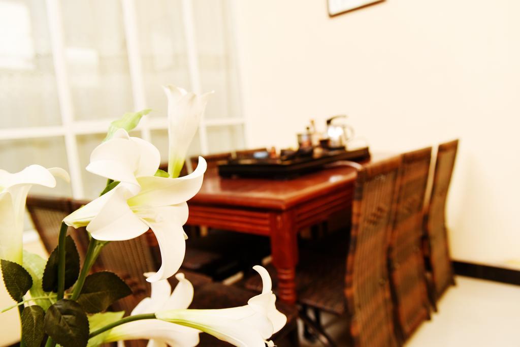 Happy Station Hostel 敦煌市 エクステリア 写真