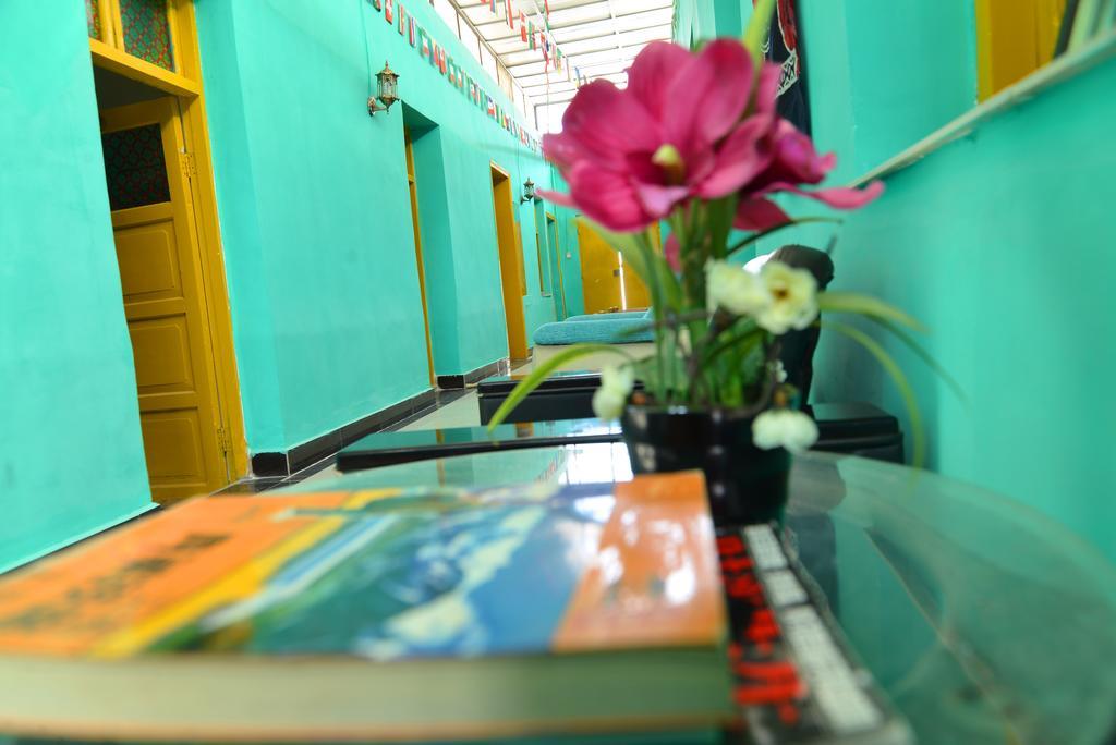 Happy Station Hostel 敦煌市 エクステリア 写真