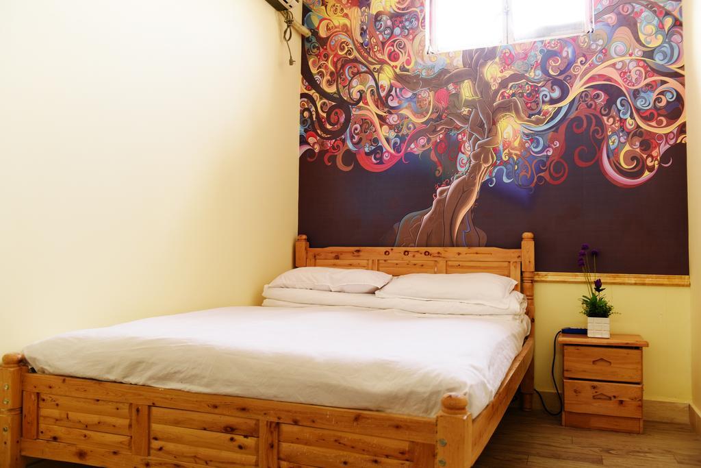 Happy Station Hostel 敦煌市 エクステリア 写真