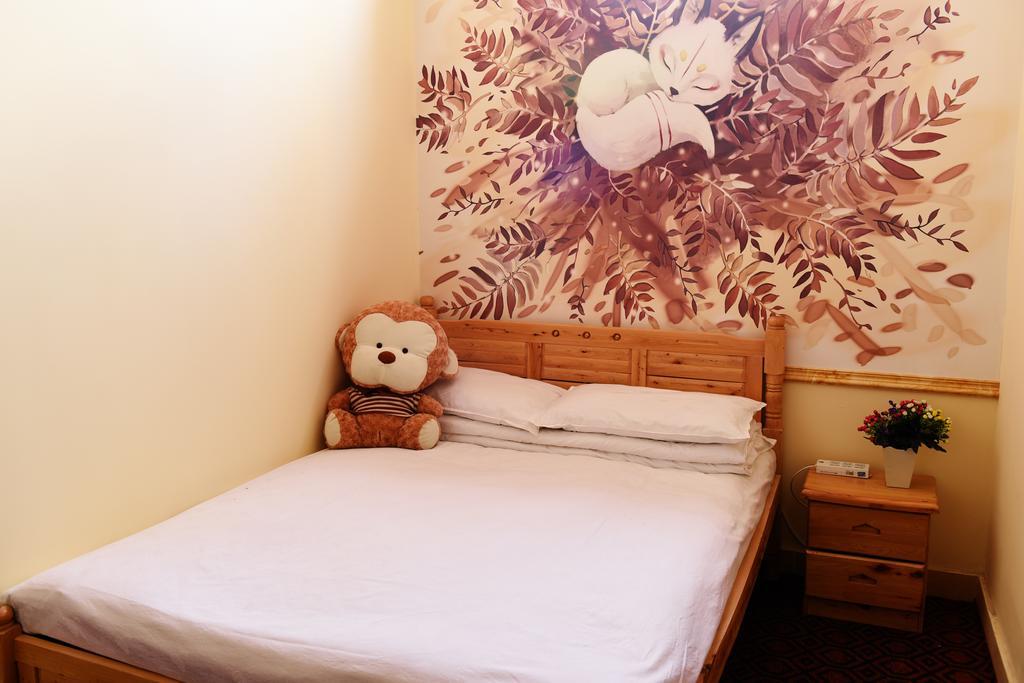 Happy Station Hostel 敦煌市 エクステリア 写真